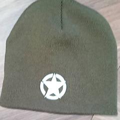 Keps, rapporterat av CARS HANGARD med iLost