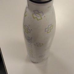 Flasche, gemeldet von Vrije Universiteit Amsterdam über iLost