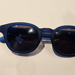 Gafas de sol, ha sido reportado por Gemeente Rheden con iLost