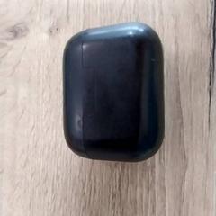 Airpods case, as reported by Arriva Limburg Zuid using iLost