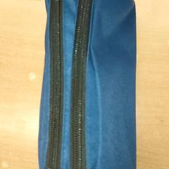 Schoolgerief - Pennenzak, iLost를 사용하여 Centraal magazijn에 보고됨