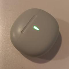 حافظة airpods HEMA، كما تم الإبلاغ عنه بواسطة Arriva Limburg Noord عبر iLost