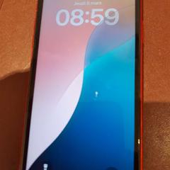 Iphone rouge, rapporterat av TCL med iLost