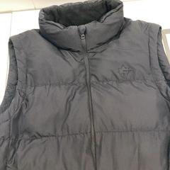 ダウンベスト, come riportato da IKEA新三郷 utilizzando iLost