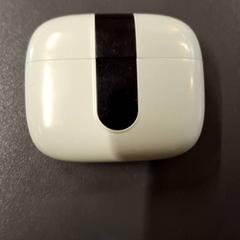 Držiak na slúchadlá ecou, ako bolo nahlásené IKEA Paris Nord Roissy pomocou iLost