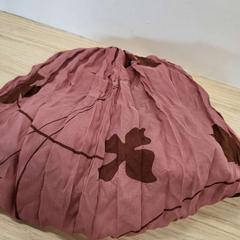 Foulard foua, a été signalé par IKEA Liège utilisant iLost