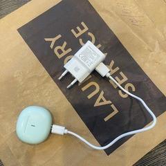 Audífonos, ha sido reportado por WestCord Hotel Eindhoven con iLost