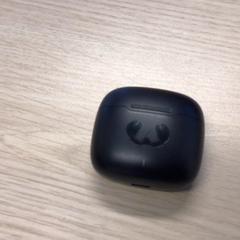 Funda per a auriculars, segons ha informat Gemeente Arnhem mitjançant iLost