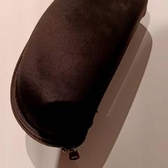 Lentes, segundo informou De Efteling usando iLost