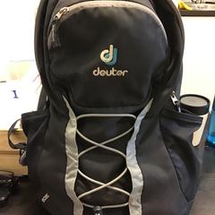 Mochila, segundo informou Qbuzz U-OV usando iLost