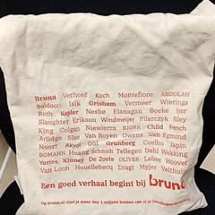 Tasche Witte stof, gemeldet von Qbuzz GD Groningen Peizerweg über iLost