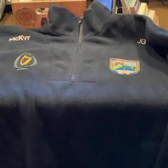 السترة Blue، كما تم الإبلاغ عنه بواسطة MEININGER Hotel Brussels City Center عبر iLost