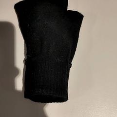 Guants, segons ha informat Bibliotheek Neude (Utrecht) mitjançant iLost