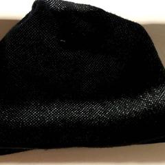 Vestiario Muts, come riportato da Regio Antwerpen - Brussel utilizzando iLost