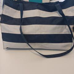 Tygkassar, rapporterat av Arriva Limburg Zuid med iLost