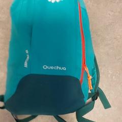 Mochila, como reportado por Regio Oost-Vlaanderen utilizando o iLost