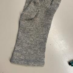 Eskularrua Grijs, gisa salatu by Burgers' Zoo iLost erabiliz