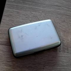 Titolare della carta Hoogakker, come riportato da EBS Tramplein utilizzando iLost