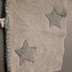 Cudowny policzek Avec étoiles bleues, zgłoszono przez IKEA Hénin-Beaumont przy użyciu iLost