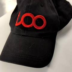 Casquette, a été signalé par IKEA Amsterdam utilisant iLost