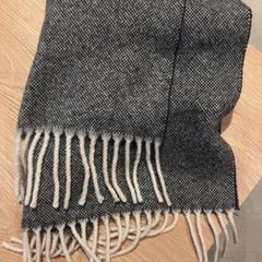 Kendő, amint azt Van der Valk Hotel Eindhoven - Best az iLost segítségével jelentette.