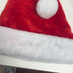 Čepice had, jak nahlášeno ibis Styles Rotterdam Ahoy pomocí iLost