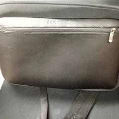 Bærbar veske Zwart, som rapportert av Qbuzz GD Groningen Peizerweg ved bruk av iLost