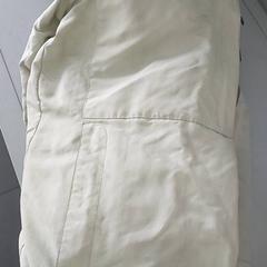 Arropa - Jas, gisa salatu by Regio Antwerpen - Brussel iLost erabiliz