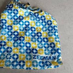 Väska - Nylon tas, rapporterat av Regio Oost-Vlaanderen med iLost