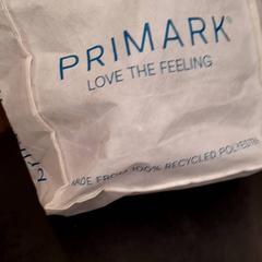 حقائب حمل وحقائب اليد Inclusief laarsen، كما تم الإبلاغ عنه بواسطة Rotterdam The Hague Airport عبر iLost