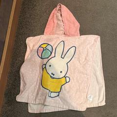 Babyhåndkle licht roze handdoek met nijntje, som rapportert av Van der Valk Hotel Deventer ved bruk av iLost