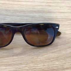 Slnečné okuliare Zwart donkerbruin glas, ako bolo nahlásené Gemeente Alkmaar pomocou iLost