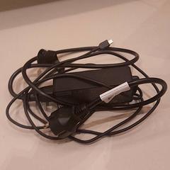 Adattatore Lader, come riportato da Van der Valk Hotel Schiphol utilizzando iLost