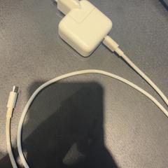 Adaptér, ako bolo nahlásené Van der Valk Hotel Utrecht pomocou iLost