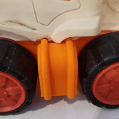 Toy auto, as reported by De Tovertuin using iLost
