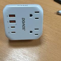 Adapter, som rapportert av Sheraton Brussels Airport Hotel ved bruk av iLost