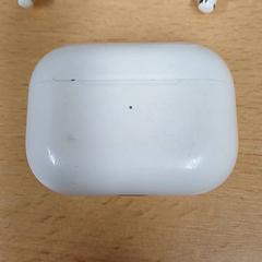 Airpod Wit, iLost를 사용하여 Qbuzz GD Groningen Peizerweg에 보고됨