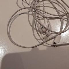 Headset heAds, as reported by Campus Den Haag using iLost