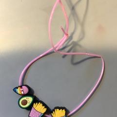 Necklace Roze, as reported by Artis using iLost