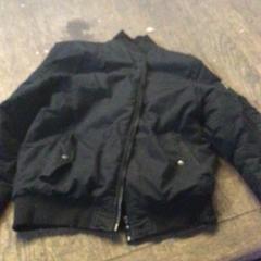 재킷, iLost를 사용하여 De Heeren van Aemstel에 보고됨