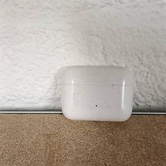 Oortjes case Wit, zoals gemeld door Qbuzz GD Groningen Peizerweg met iLost