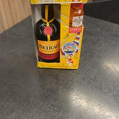 Drank, como reportado por Rotterdam The Hague Airport utilizando o iLost