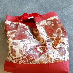 Saco - Draagtas, como reportado por Regio Oost-Vlaanderen utilizando o iLost