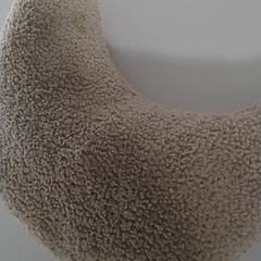 Pillow Beige, as reported by Regio Antwerpen - Brussel using iLost