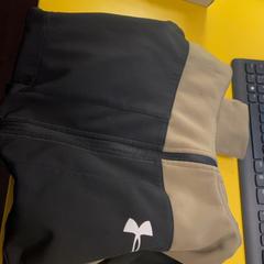 Bunda Black grau, ako bolo nahlásené MEININGER Hotel Dresden Zentrum pomocou iLost