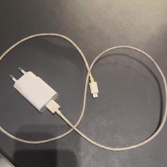 Adaptador, segons ha informat Van der Valk Hotel Houten mitjançant iLost