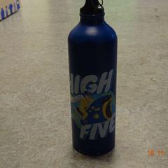 Flaske blauw met tekening, som rapportert av Gemeente Leopoldsburg ved bruk av iLost