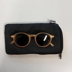 Des lunettes de soleil, a été signalé par Vrije Universiteit Brussel (VUB) utilisant iLost