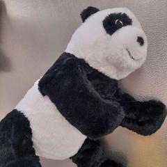 おもちゃ Plyšová panda がiLostで IKEA Praha – Zličín によって報告されました