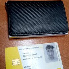 Pénztárca Mohamed barakeh, amint azt Regio Limburg - Leuven az iLost segítségével jelentette.